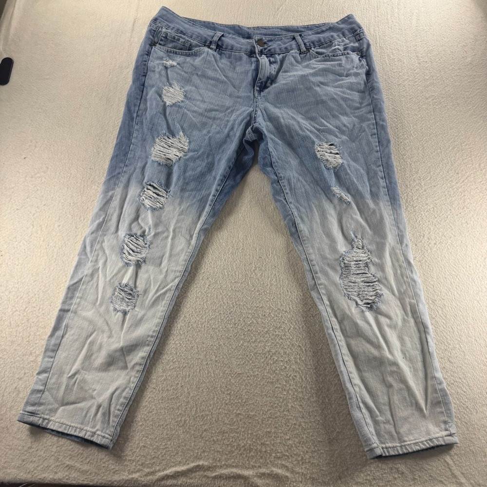 Soho Jeans New York Boyfriend Jeans Womens 18 Light Wash Distressed Ombre Good